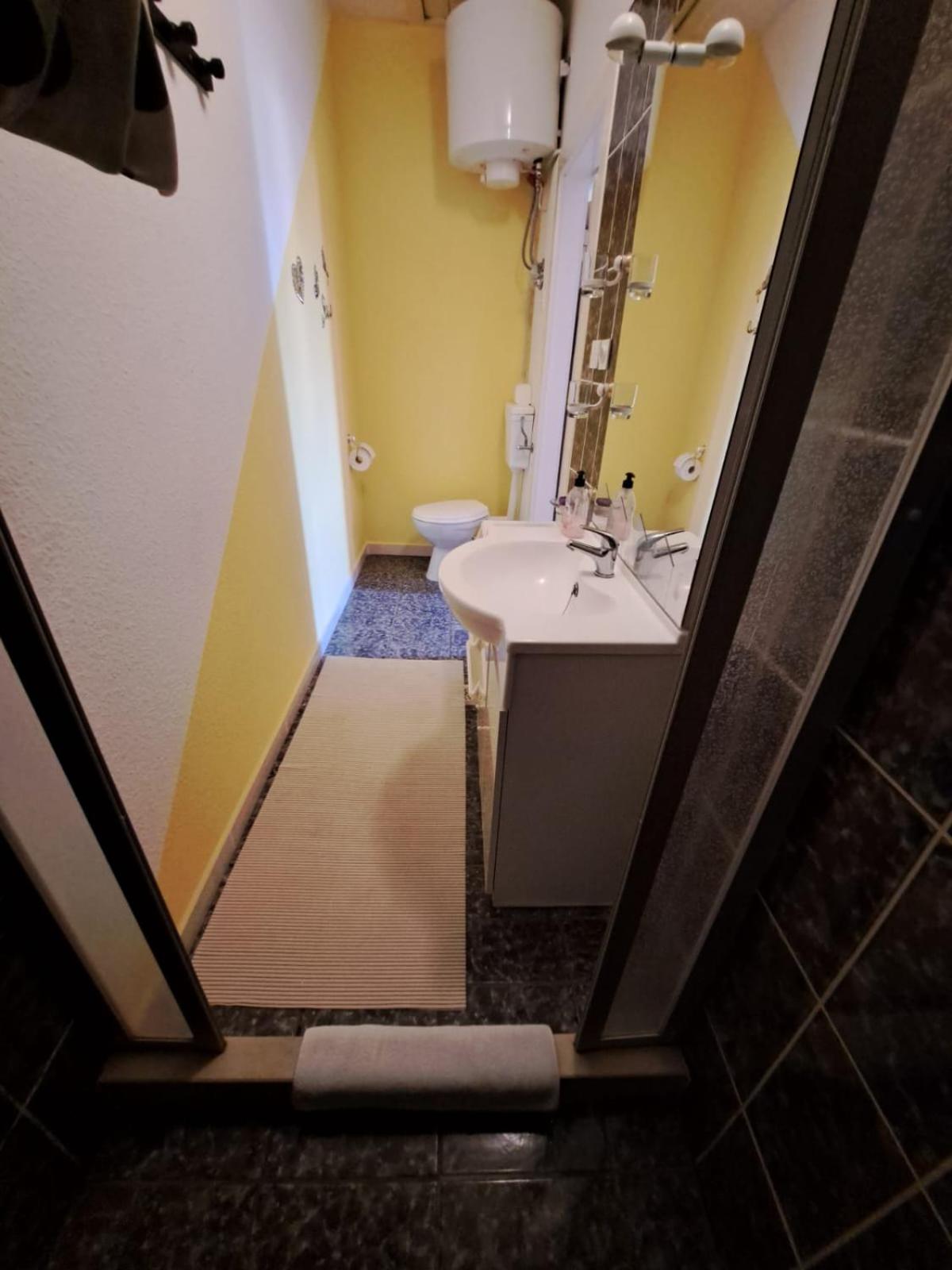 Apartmani Dusica Lumbarda Extérieur photo