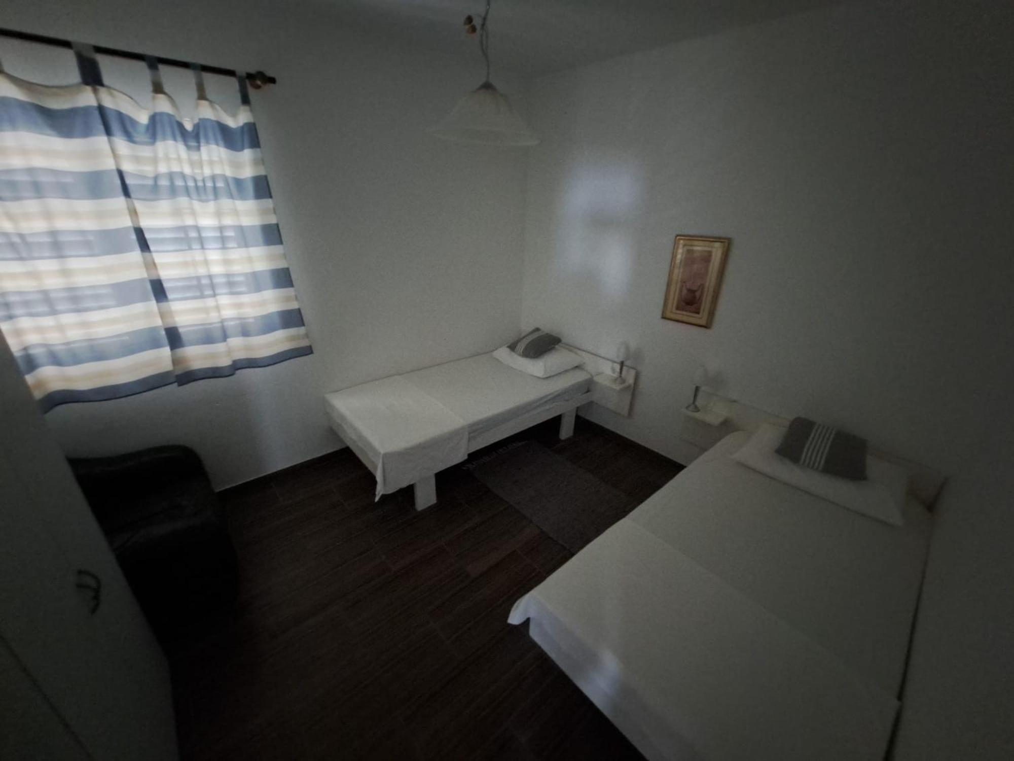 Apartmani Dusica Lumbarda Extérieur photo